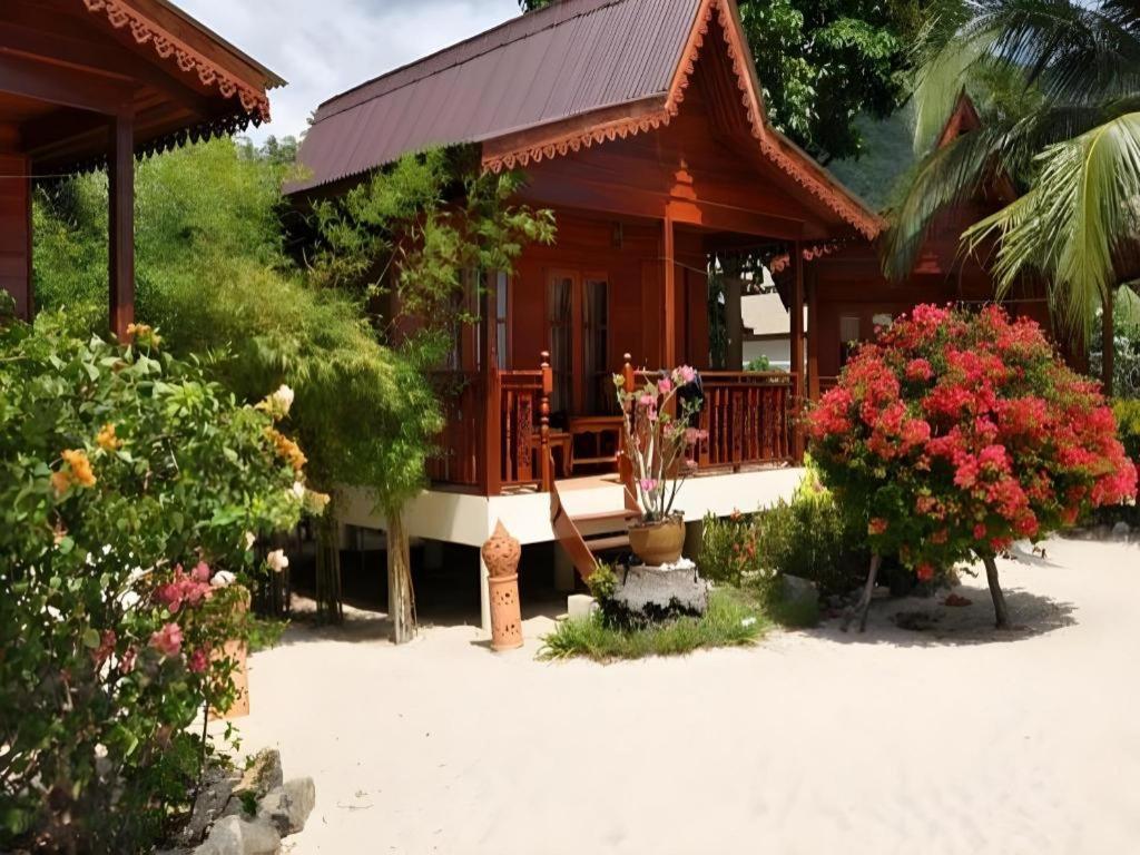 Phangan Rainbow Bungalows Baan Khai Esterno foto