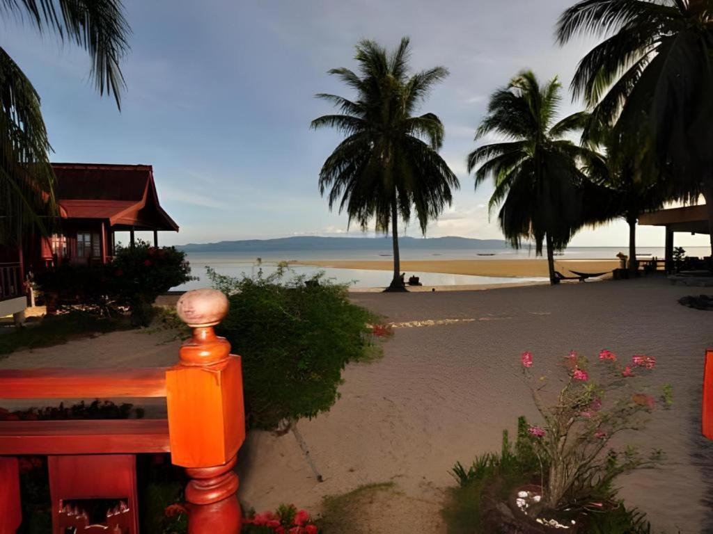 Phangan Rainbow Bungalows Baan Khai Esterno foto